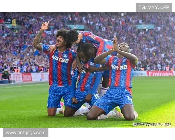 英超多队关注詹乌尊 法兰克福标价8000万欧元